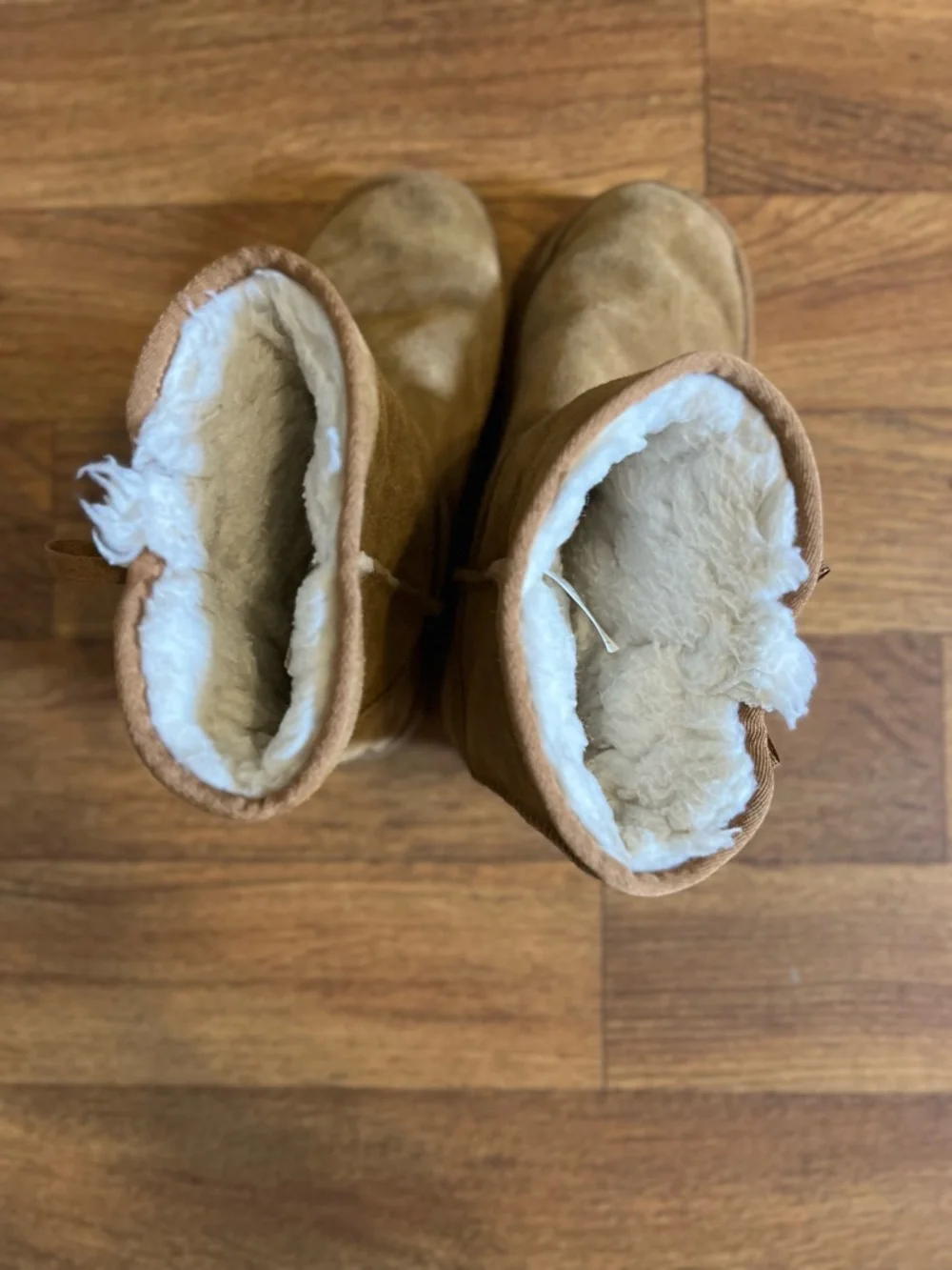Koolaburra Kids Tan Suede Bow Accent Boots
